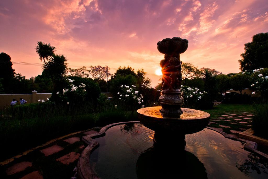 Little Tuscany Boutique Hotel Γιοχάνεσμπουργκ Εξωτερικό φωτογραφία
